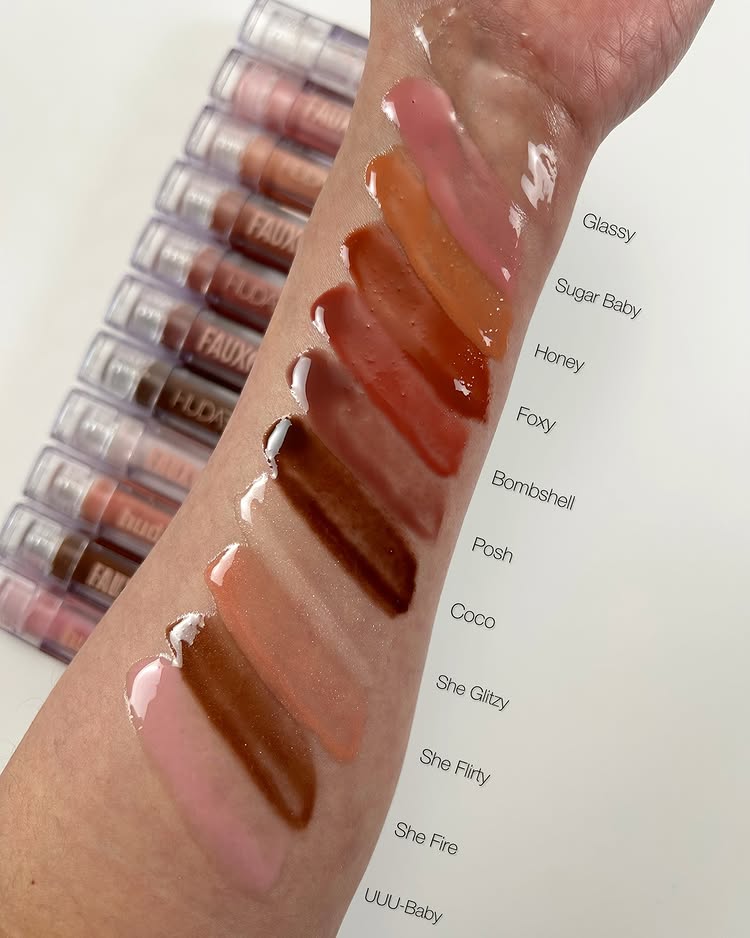 Sıcak Nadir Dudak Parlatıcısı  - Beauty Huda Makeup incelemesi ve fiyatı