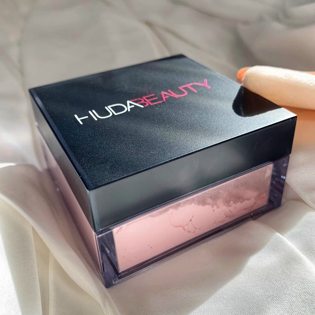 Huda Easy Bake Gevşek Sabitley - Beauty Huda Makeup incelemesi ve fiyatı